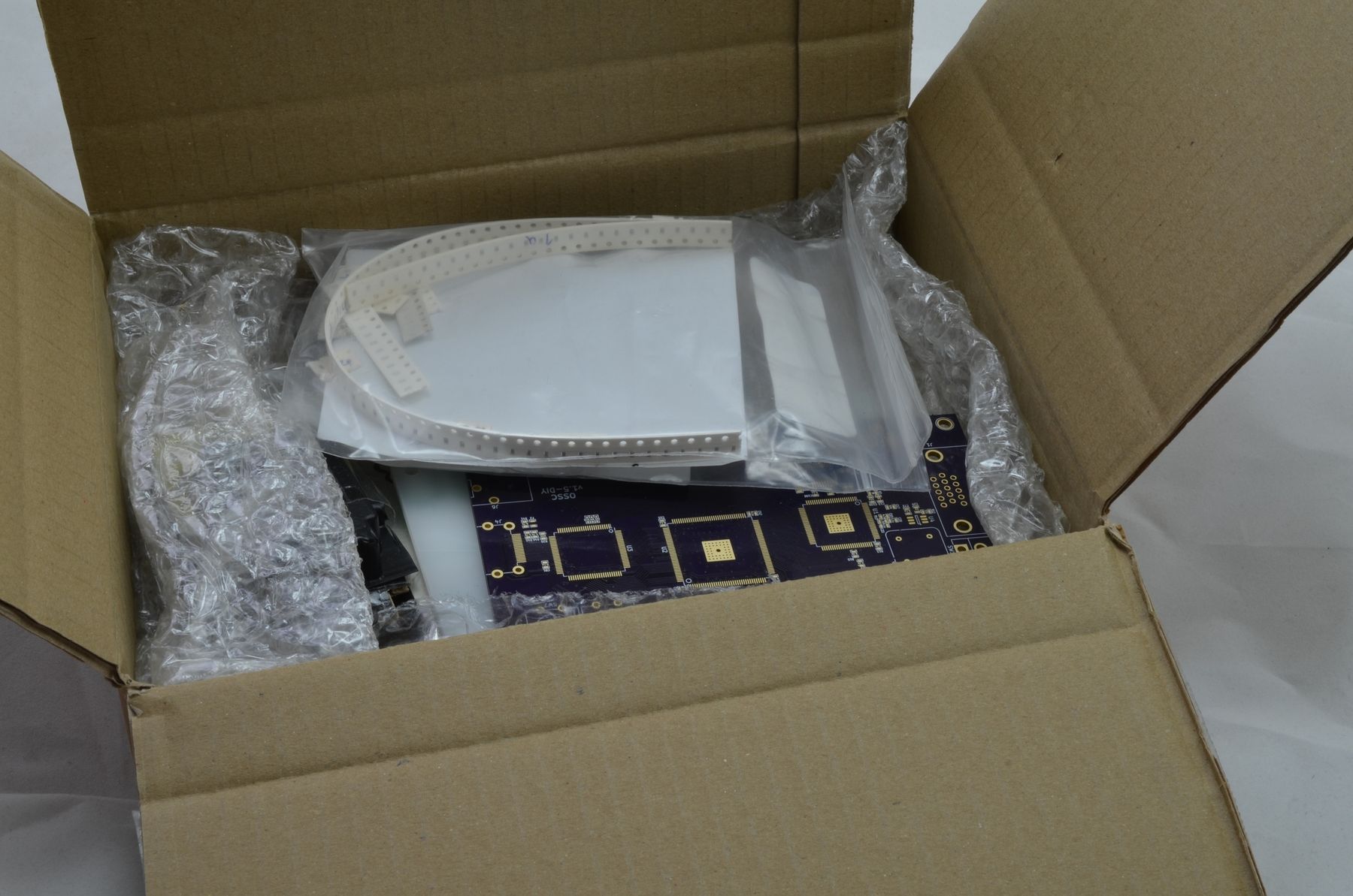 Autres accessoires: OSSC Kit 1. Version – Neuf (Voir description) à Buchs AG par SellAndBuyX
