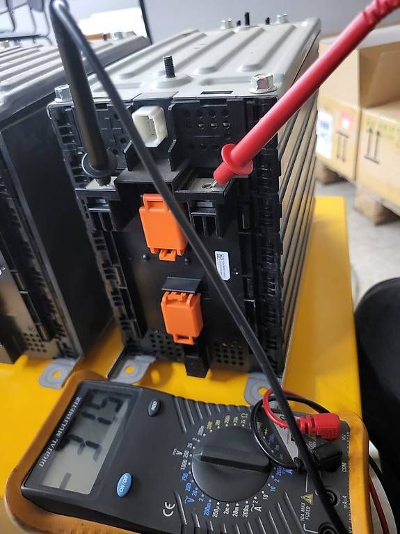 LG Caricatori & Batterie: Renault Batterie-Module, 2p8s, 3.033 kWh, >95% SoH – Usato da Brunnen venduto da modualAG 2
