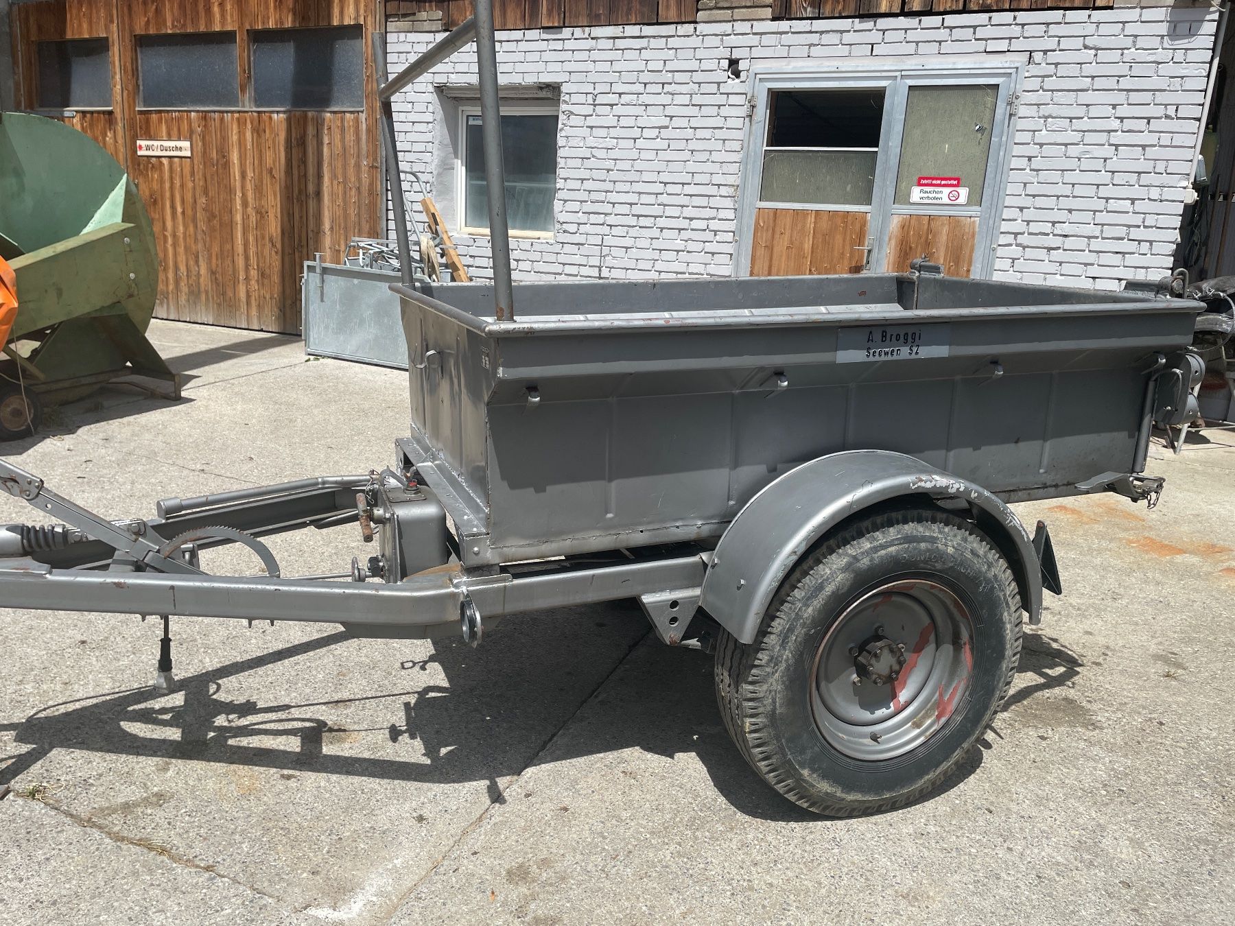 Camions-bennes: Rückwärts Kippanhänger – D'occasion à Steinen par Muli5 1