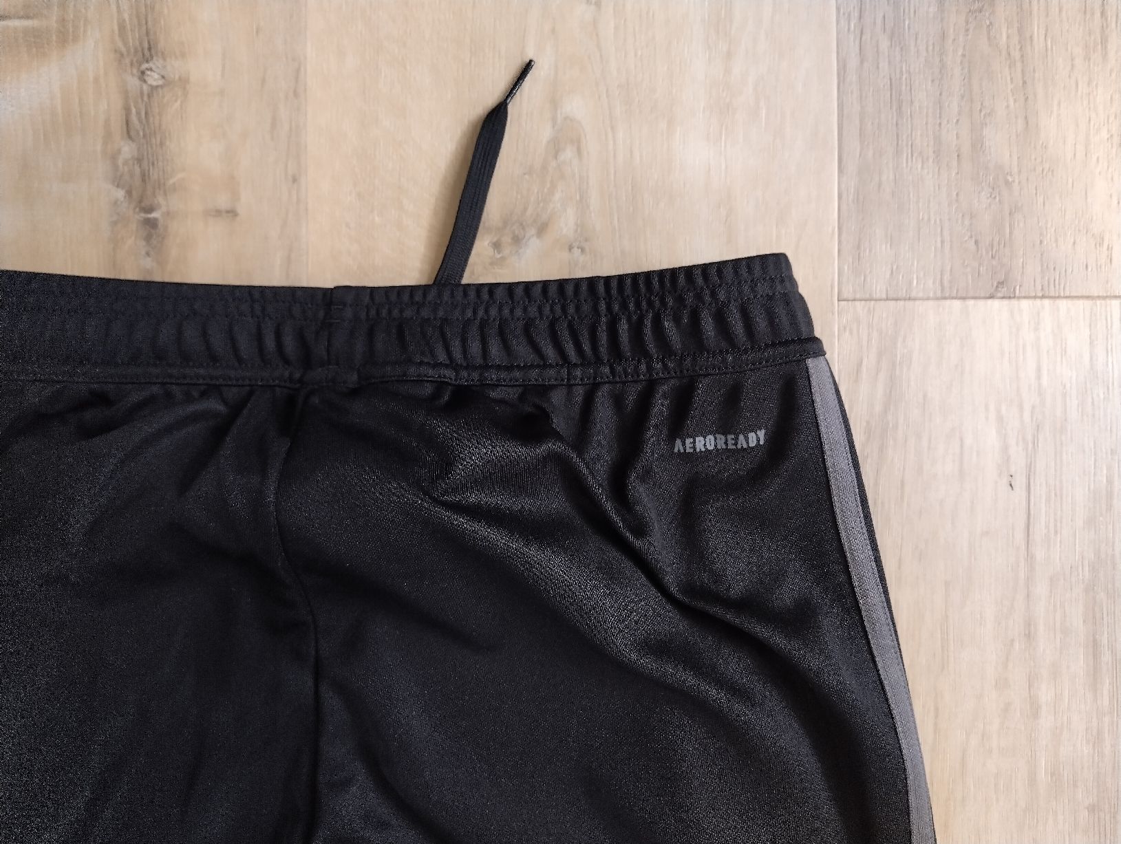 Adidas Pantaloni: Adidas Trainingshose M – Usato da Dättwil AG venduto da Kleinaberfein 3