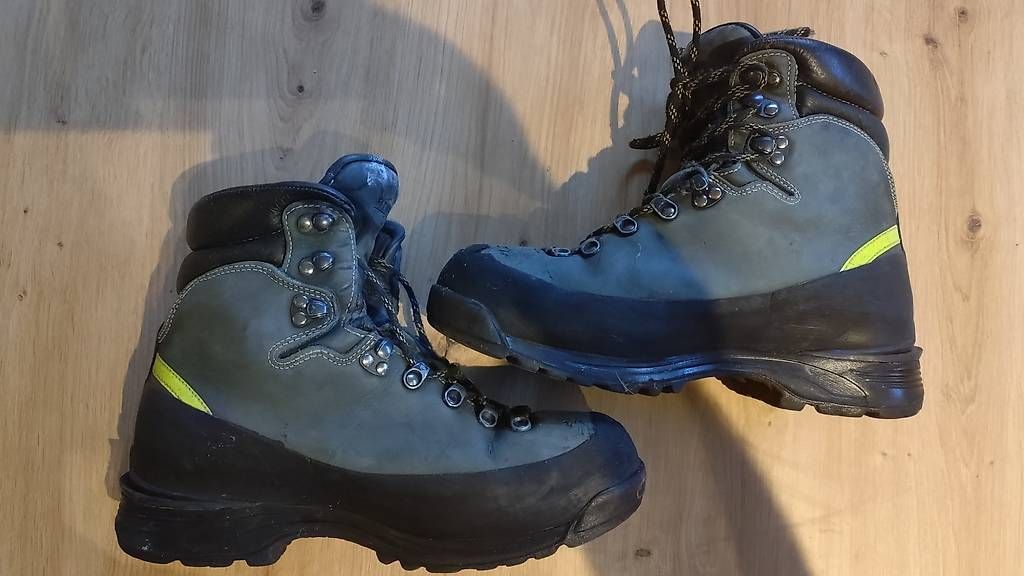 Scarpe da uomo: Chaussure sécurité Fitwell – Usato da Bruson venduto da arn_t9dc