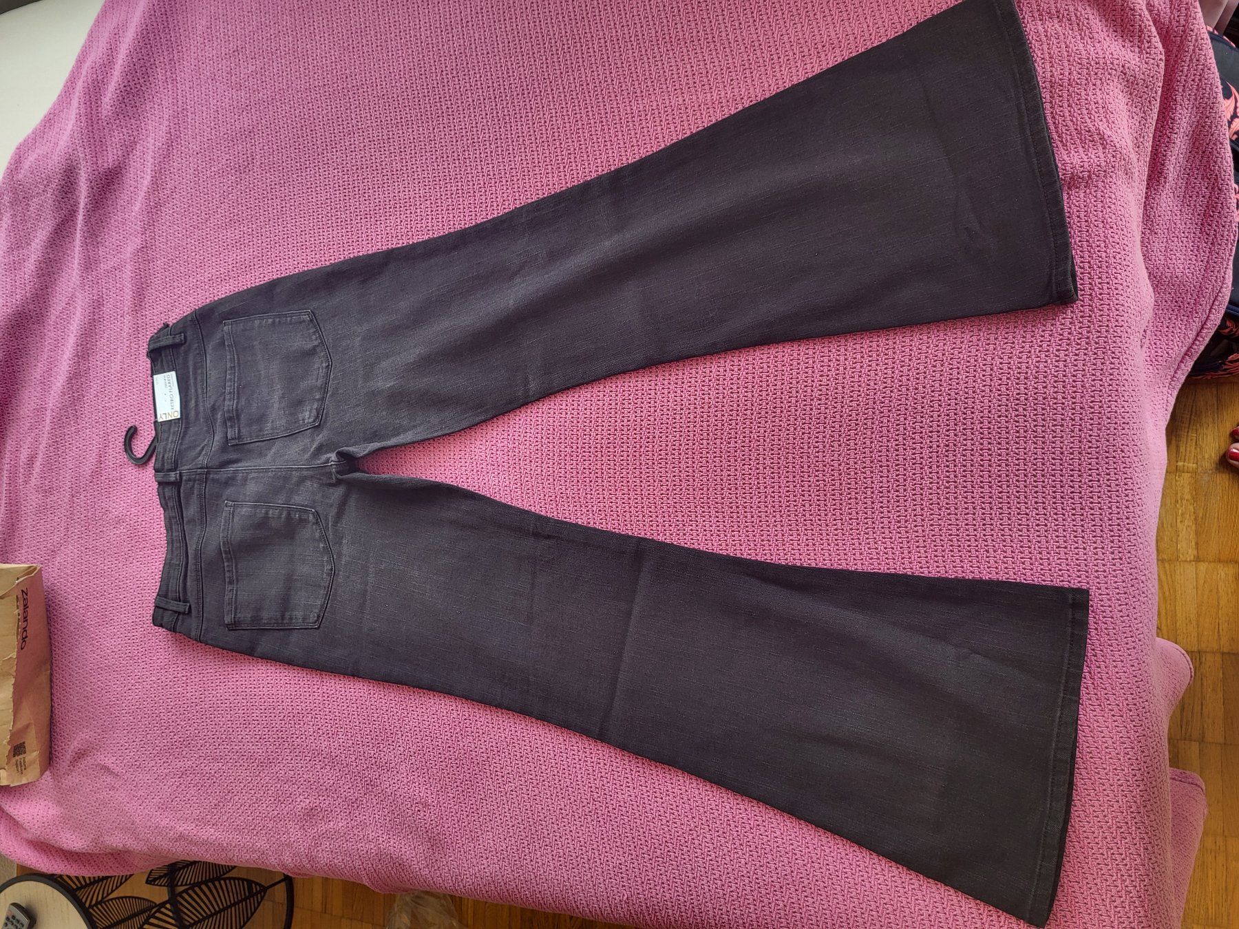 Only Jeans: Neue Bootcut Jeans von Only schwarz – Neu und originalverpackt aus Baden von Sara.S234 3