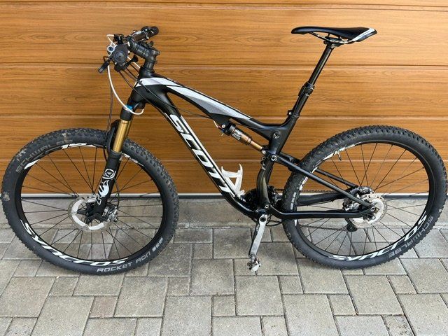 Vélos: Scott Spark 700 Premium schwarz – D'occasion à Brienz BE par zesi213 1