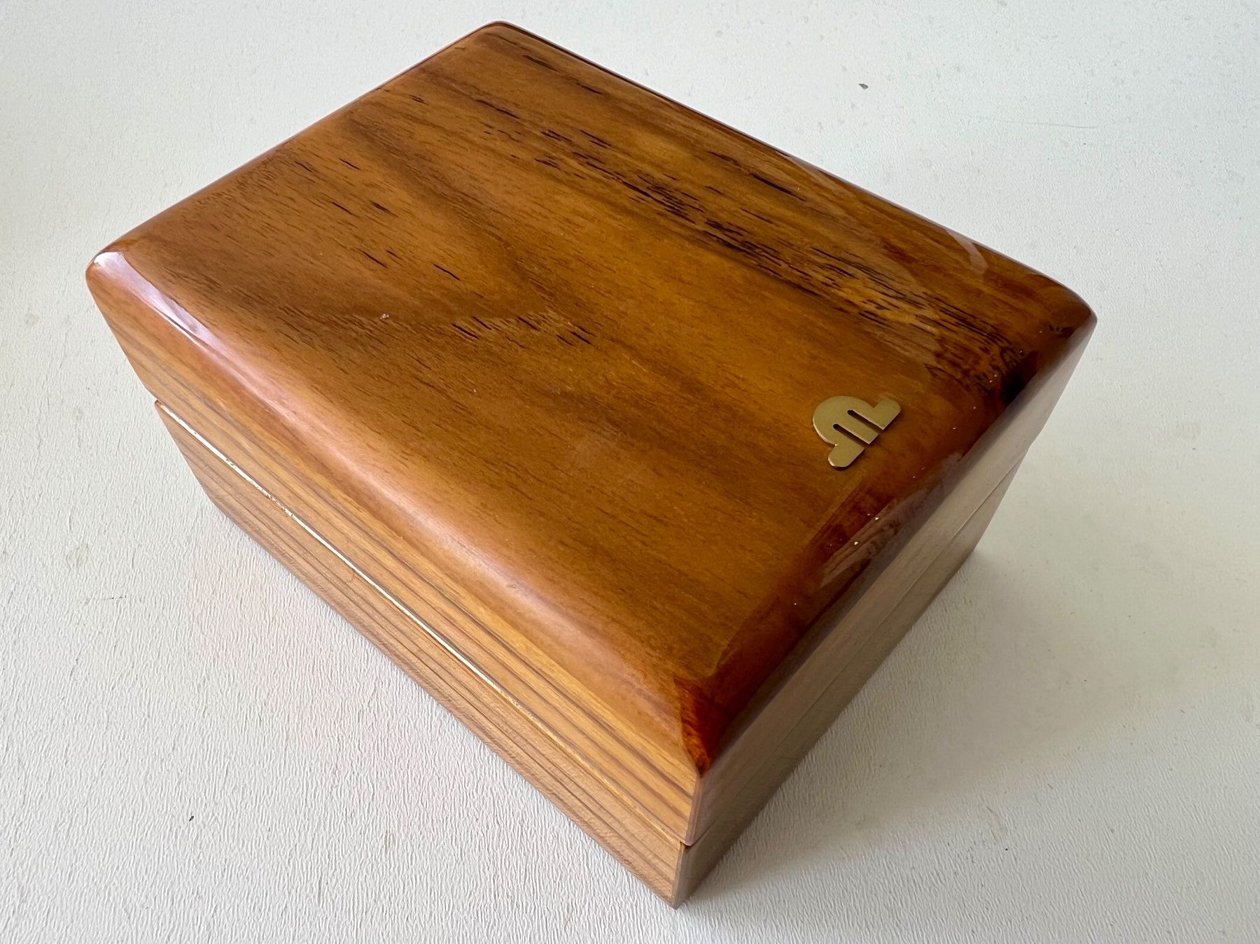 Maurice Lacroix Orologi: MAURICE LACROIX Série Numérotée Precious wood box + outerbox – Usato da Mont-sur-Lausanne venduto da vmi_ym5l 7