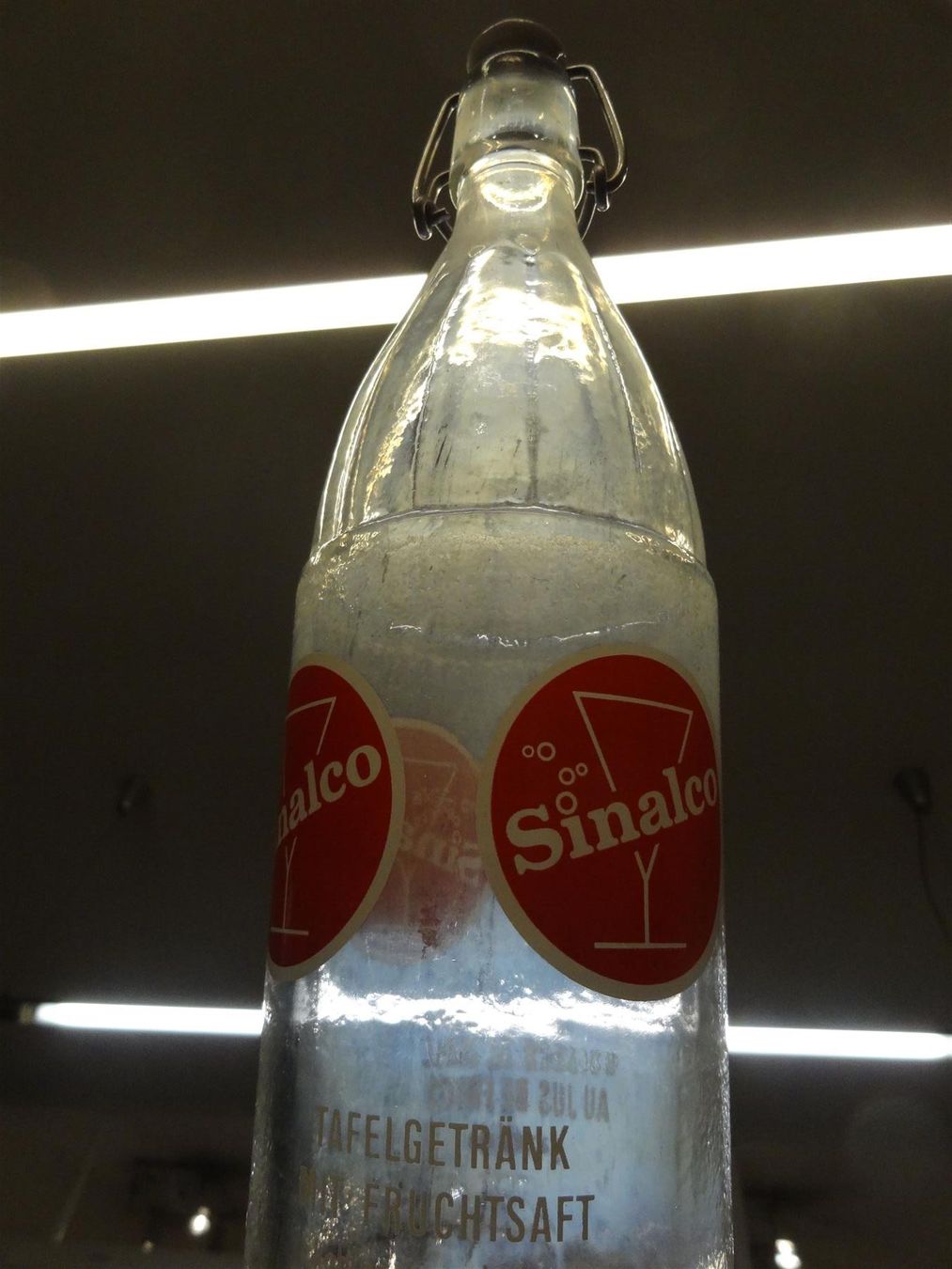 Sinalco Bicchieri, Caraffe & Bottiglie: alte Flasche SINALCO 1970 100cl – Usato da Kerzers venduto da Flaschenposten 7