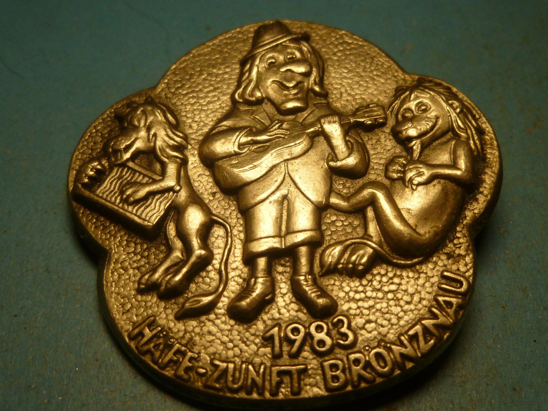 Placchette & Badge: BRÖNZNAU 1983 SILBER – Usato da Ried (Muotathal) venduto da Mandarin02
