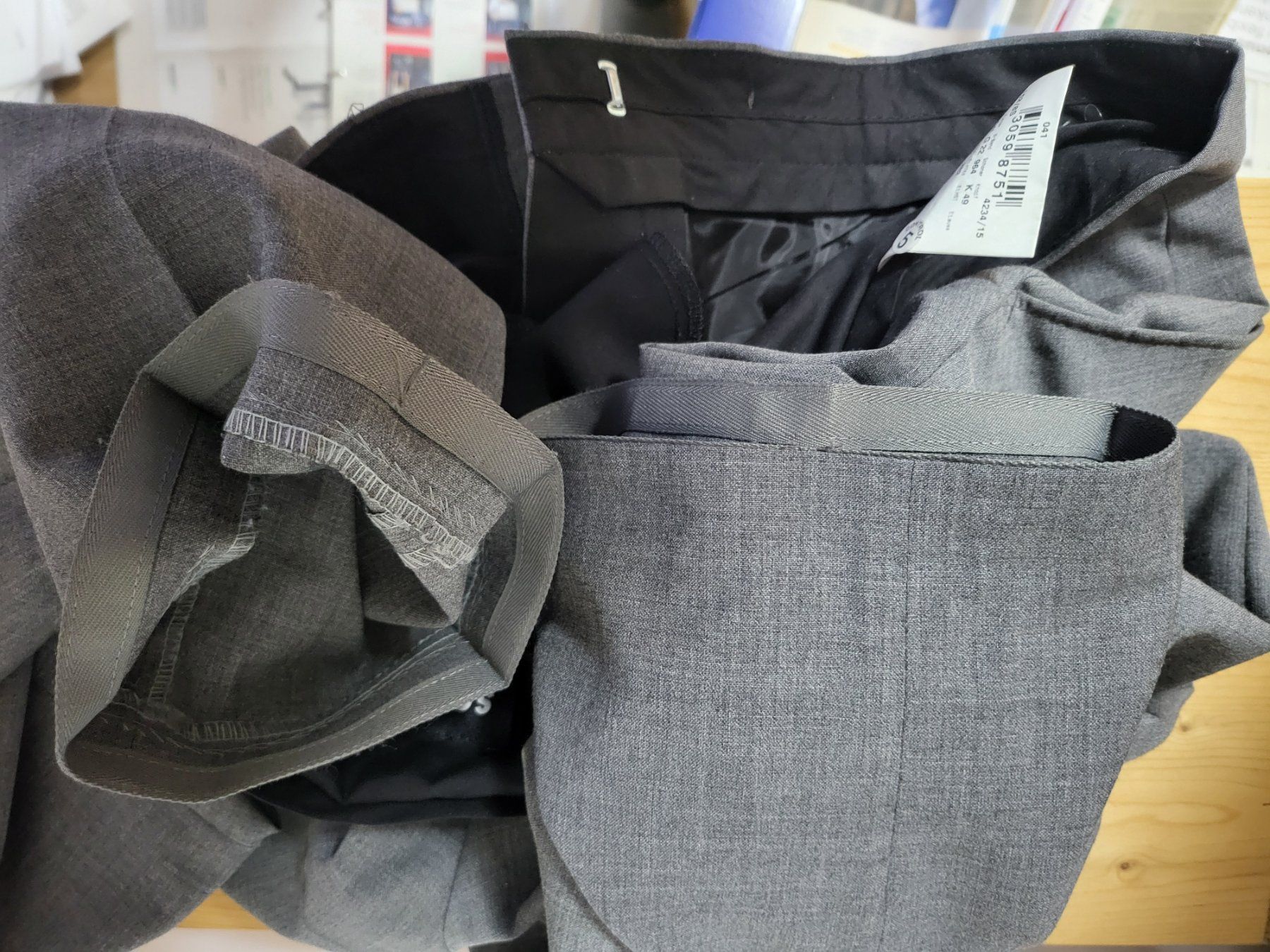 Pantaloni: Herrenhose – Usato da Horgen venduto da 2CH70 3