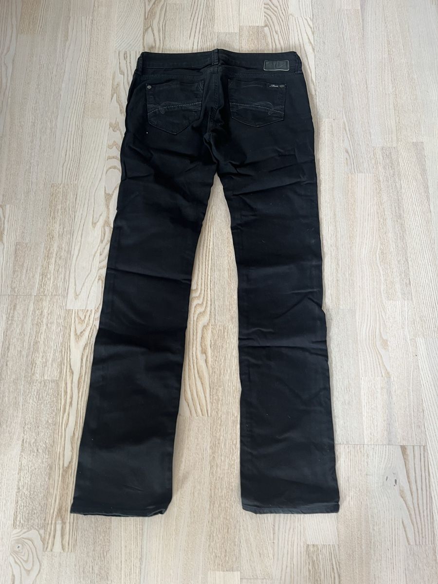 Mavi Jeans: Schwarze Mavi Jeans Länge 36 – Usato da Ennetbaden venduto da Nala05 1
