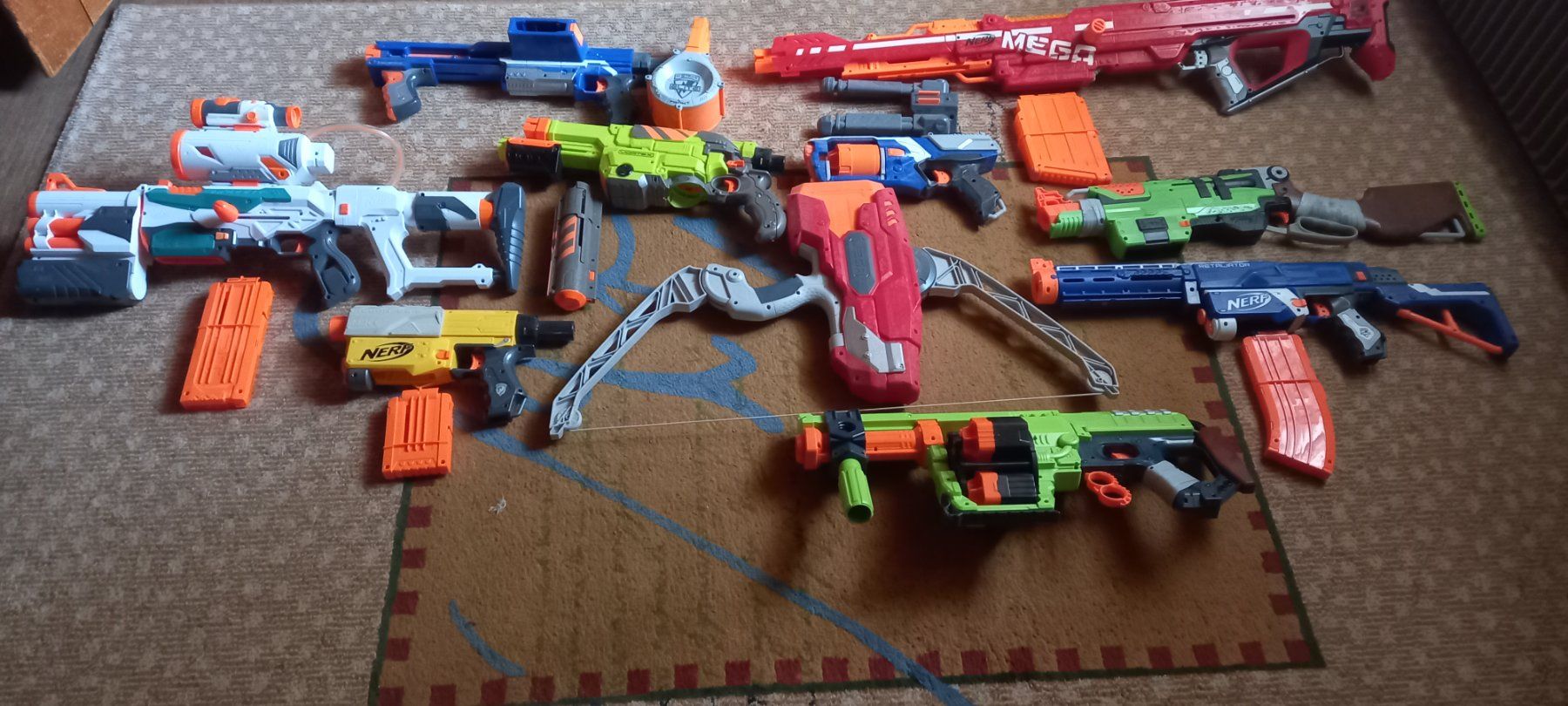 Nerf Giocattoli: Diverse Nerf Blaster. – Usato da Unterägeri venduto da ric_cmx2