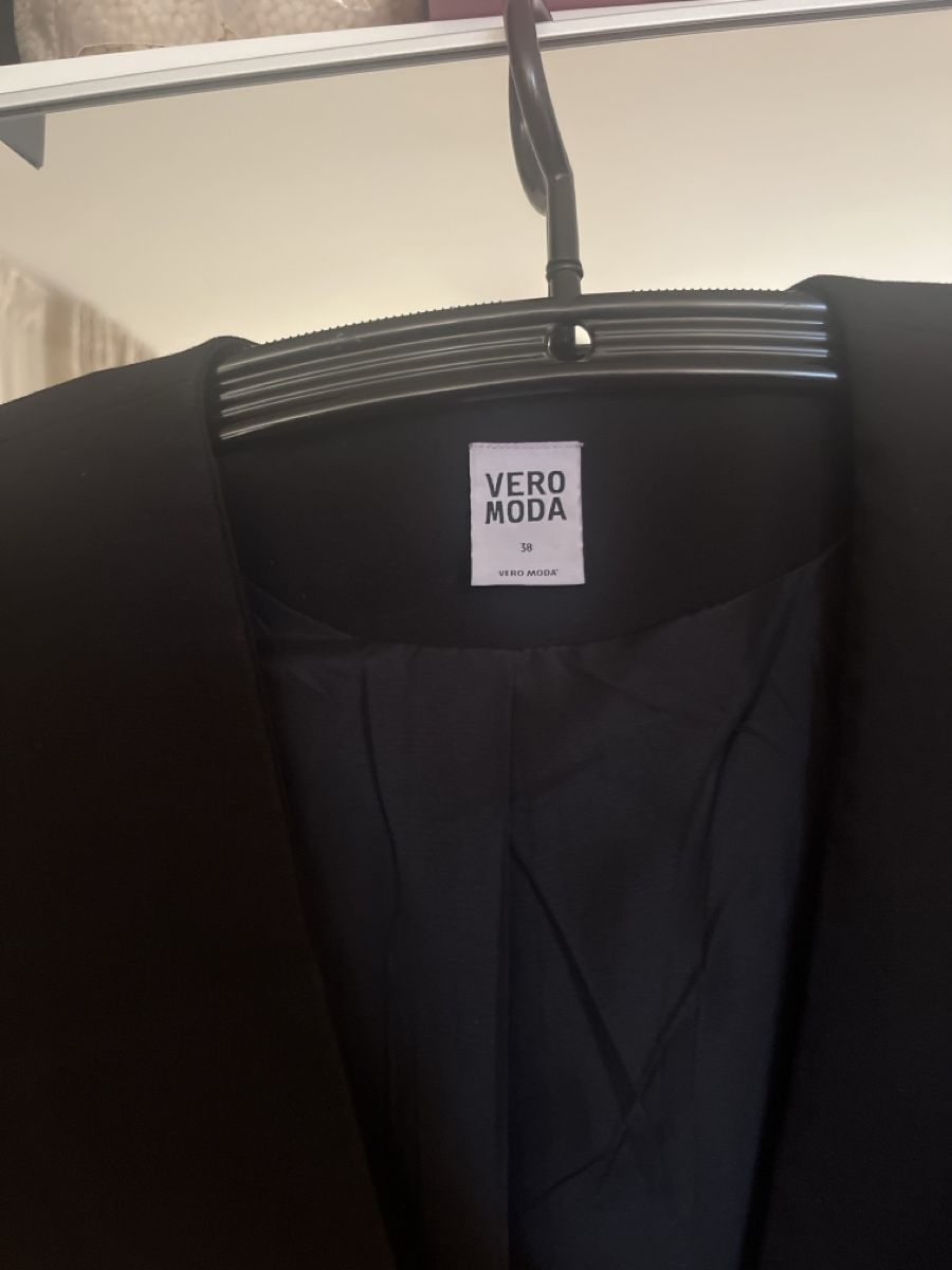 Completi & Tailleur: Schicker Blazer von Vero Moda – Nuovo (secondo la descrizione) da Uster venduto da Gardener1993 1