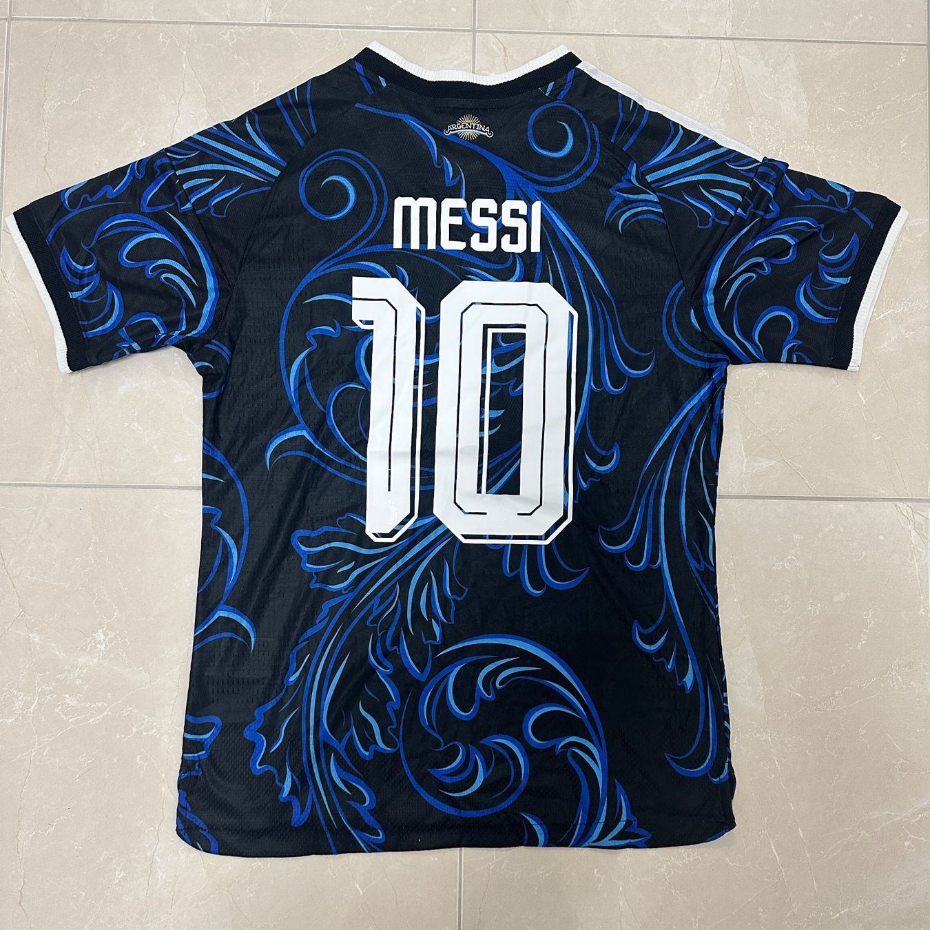 Adidas Maillots de corps & Pantalons: Argentinien Messi Player Version Trikot Grösse L – Neuf (Voir description) à Liestal par tha_dg6j 2