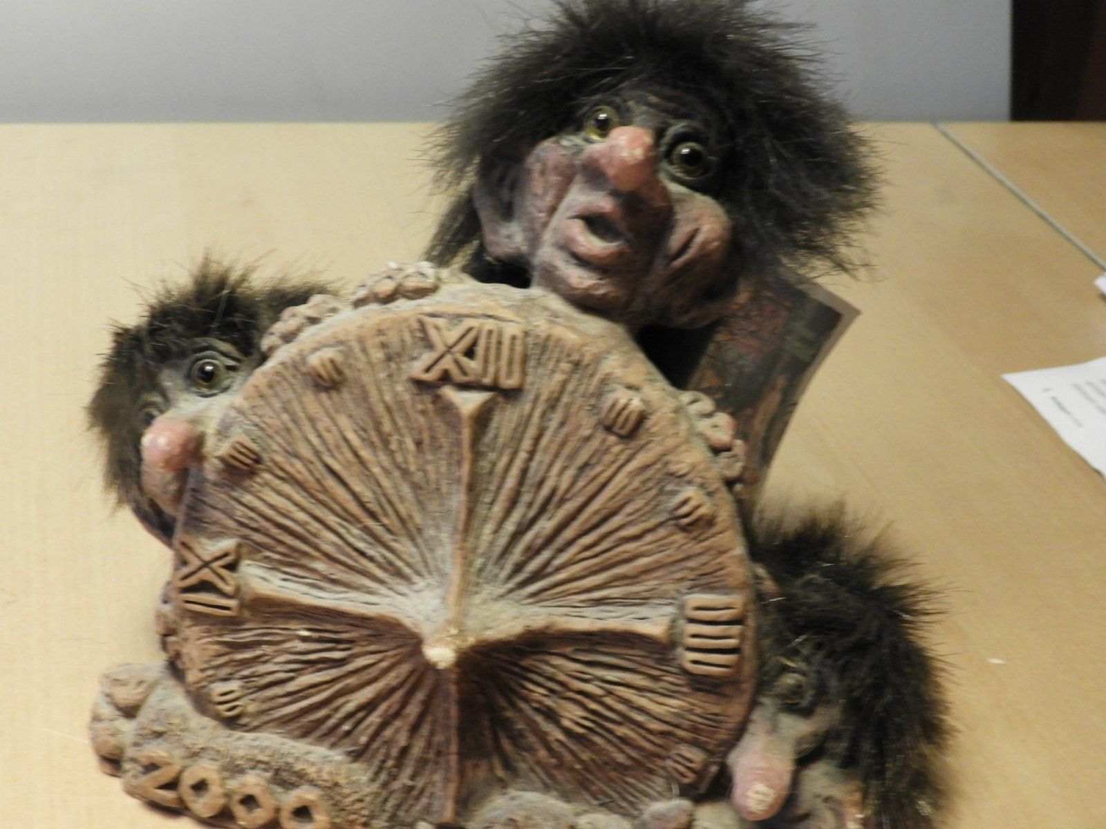 Statuette: TROLL , RARITÄT 2000 JAHR, MILLENIUM 2000 J. – Usato da Ettingen venduto da troll-mutter 4
