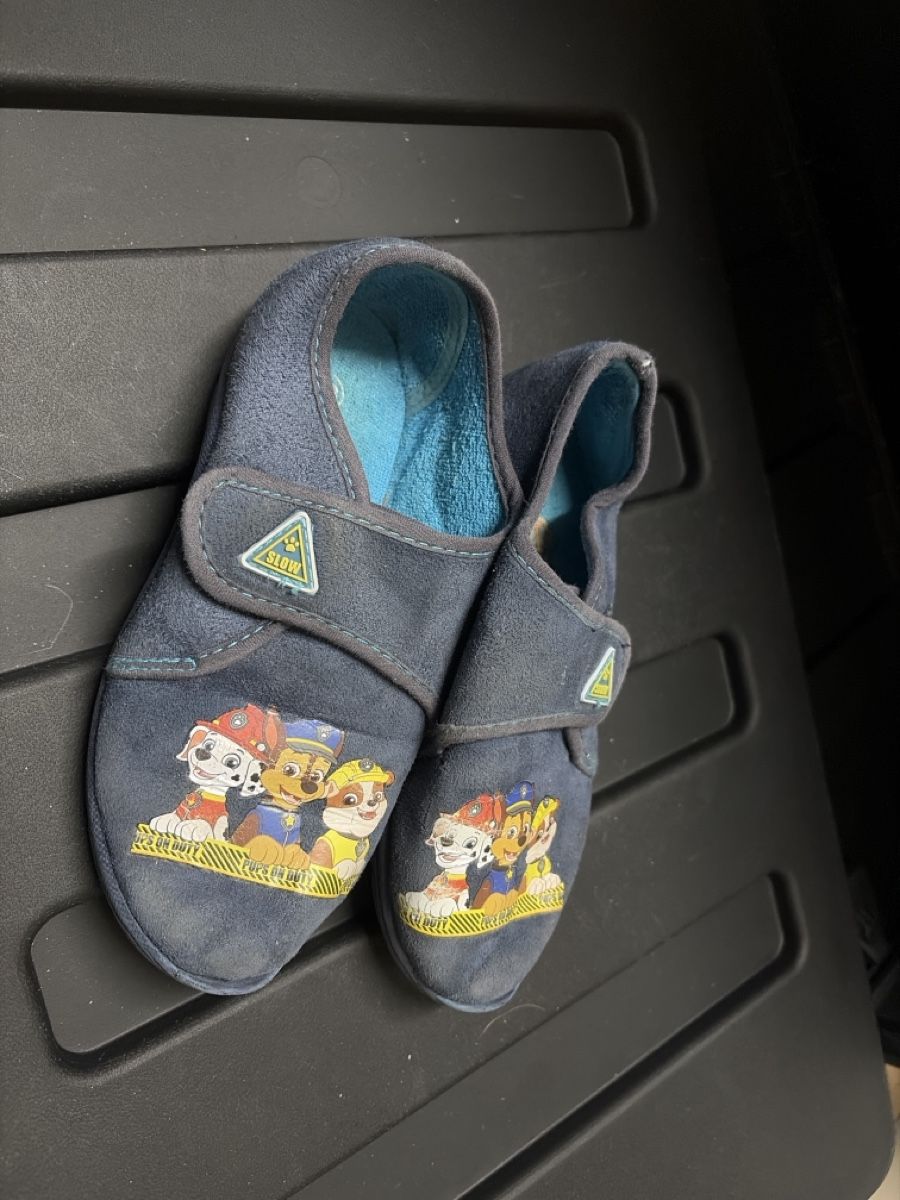 Chaussures garçon: Knabenfinken – D'occasion à Granges-Paccot par Fwaeber