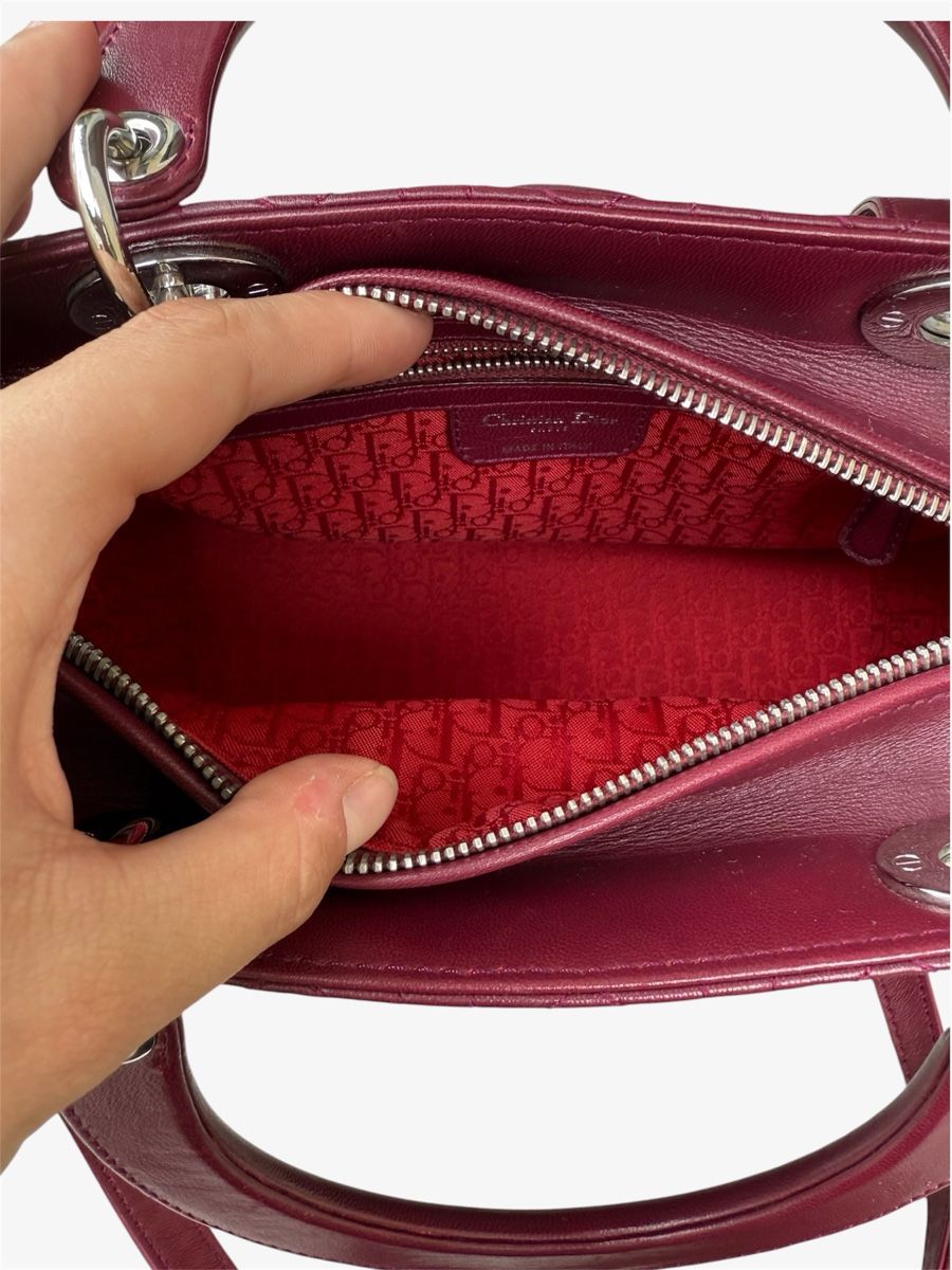 Dior Sacs femmes: Sac Lady Dior bordeaux médium  – D'occasion à Versoix par Monjolitresor 4