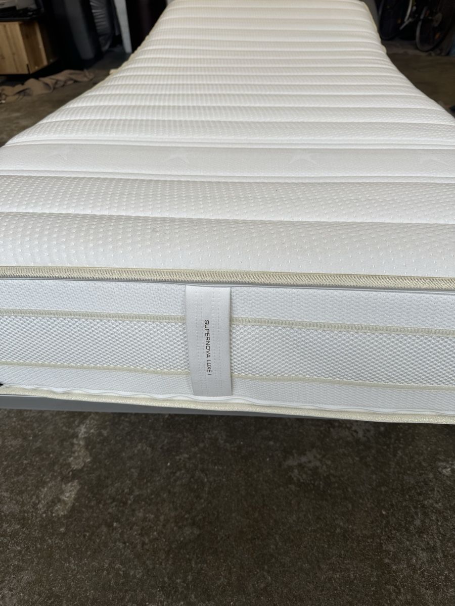 Riposa Materassi: Riposa Matratze 90x210 cm – Usato da Sevelen venduto da Stopglobal.