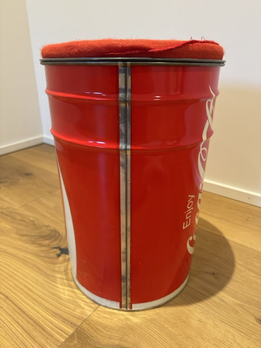 Sgabelli: Coca-Cola Hocker rot/weiss guter Zustand – Usato da Salenstein venduto da Oliver0808 3