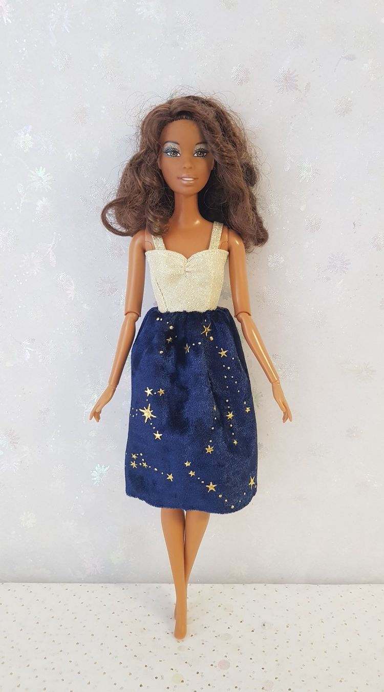 Puppen: Barbie Kleid – Neu (gemäss Beschreibung) aus Lachen SZ von Sakura4hime