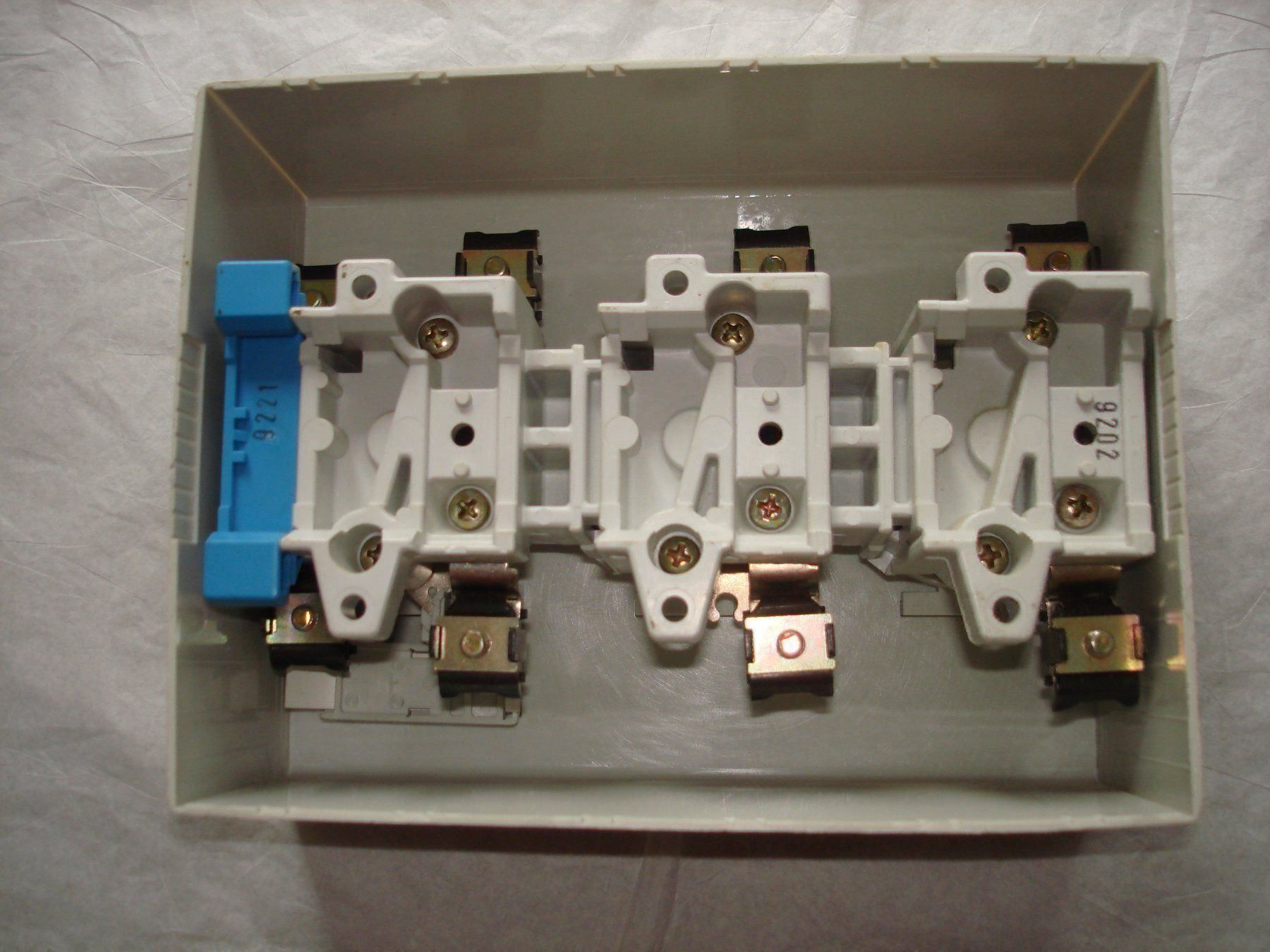 Tous les outils: Null Leitertrenner Elektroinstalationen – Neuf (Voir description) à Gossau ZH par Crfurrer 1
