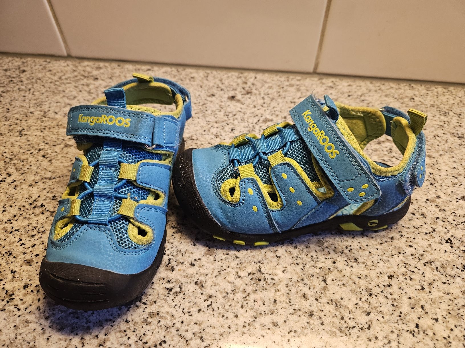 Scarpe per ragazzi: 3x Kinderschuhe Gr.28 – Usato da Ennenda venduto da eel_ts7s 3