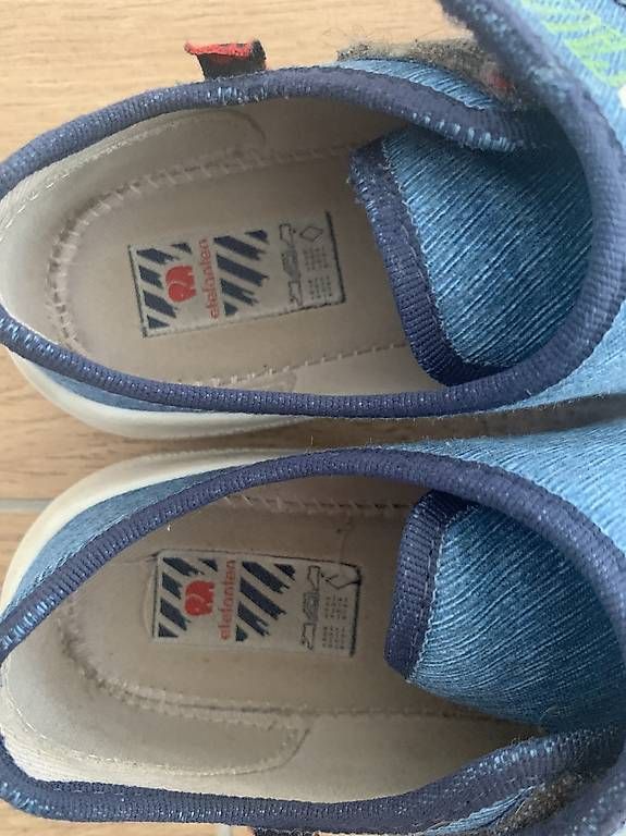 Scarpe per ragazzi: Hausschuhe – Usato da Basel venduto da Frani010 2