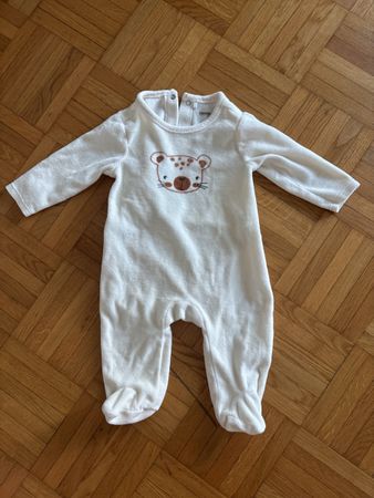 Pyjama bébé beige imprimé léopard taille 71