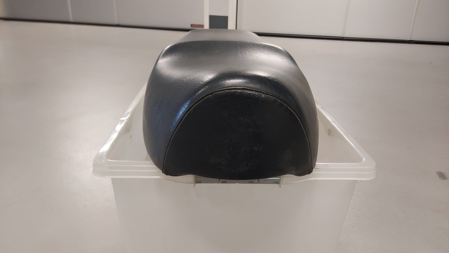 Yamaha Tutti pezzi di ricambio per scooter: Selle pour Yamaha Beluga 125 – Usato da Satigny venduto da massimo-95 4