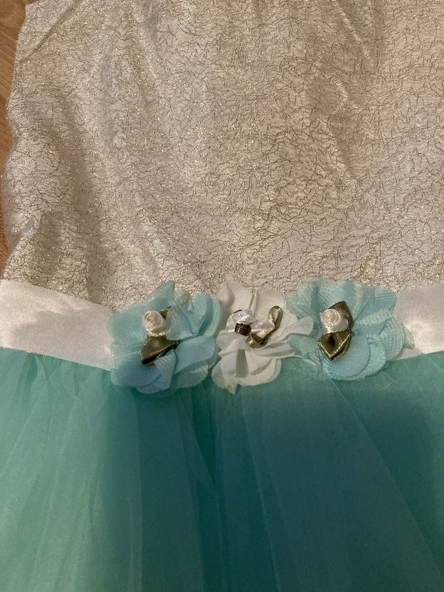 Kleider & Röcke: Kinder Festkleid Gr. 3 Jahre – Gebraucht aus Emmenbrücke von JJ_89 1