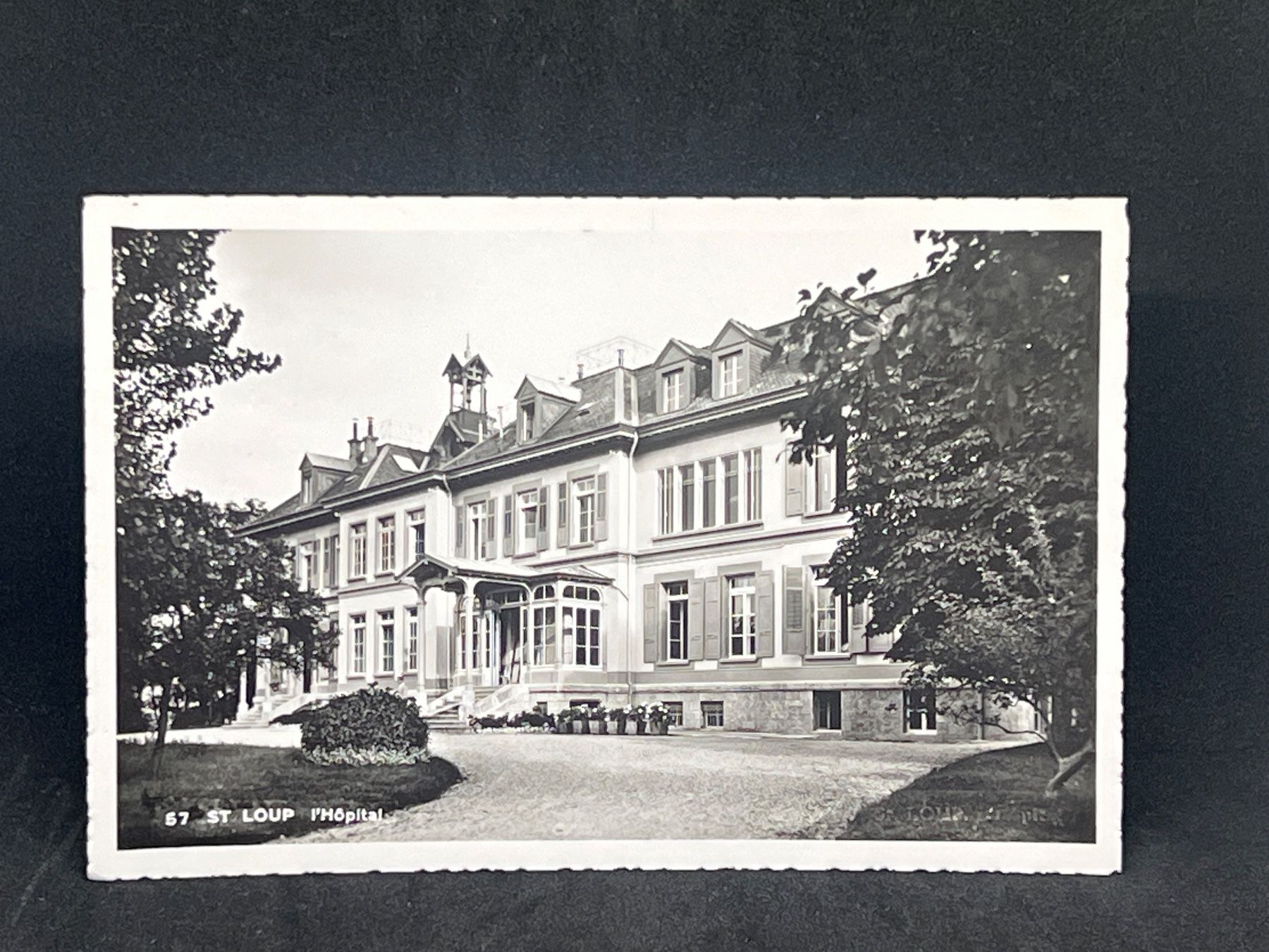 Cartoline postali: Ansichtskarte: St. Loup l'Hôpital – Usato da Widnau venduto da Brusi9