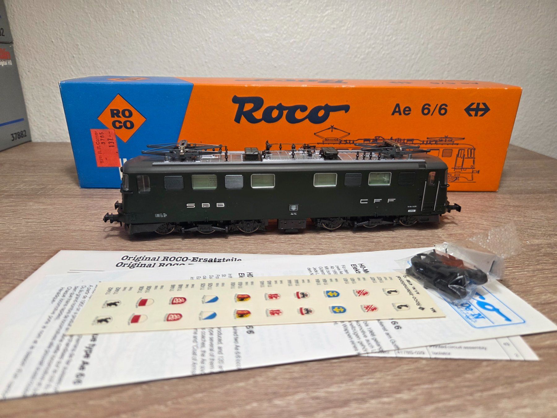 Roco Modellini di ferrovie: Roco 43535 E-Lok Ae 6/6 SBB H0 (2) – Usato da St-Aubin-Sauges venduto da Lo_Go 6