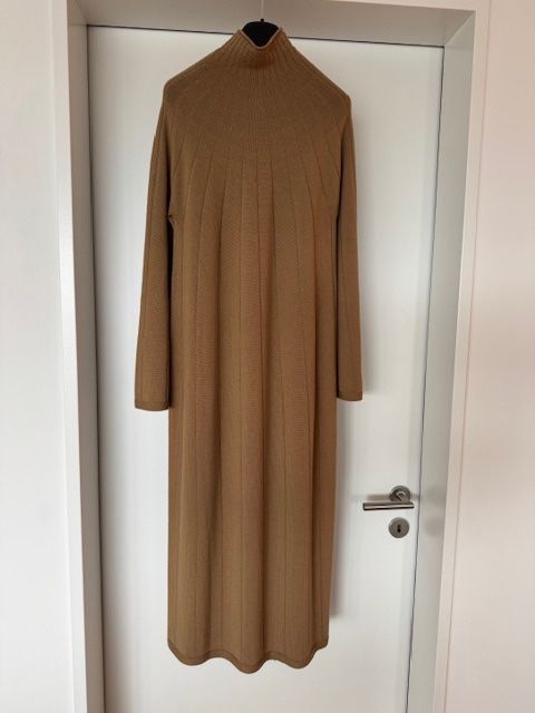 Max Mara Vestiti: STRICKKLEID VON MM BY MAXMARA – Usato da Wädenswil venduto da MANU2222