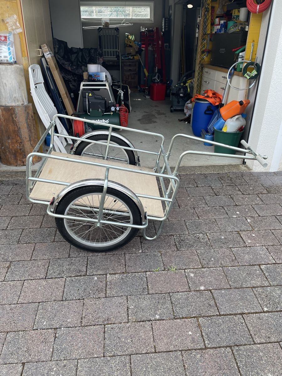 Anhänger: Remorque de vélo multifonctionnelle - État impeccable! – Gebraucht aus Reconvilier von nyd_gw82 1