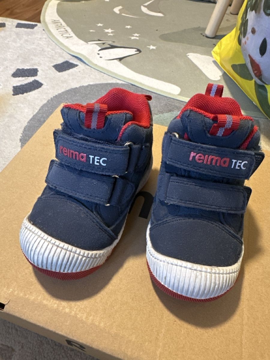 Reima Schuhe für Jungen: Reima Tec Kinder Schuhe Grösse 20 – Gebraucht aus Zermatt von katytesunshine