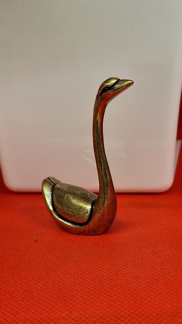 Figuren: Vintage Messing Schwan Figur - Elegantes Design! – Neu (gemäss Beschreibung) aus Herisau von Antiques.AR