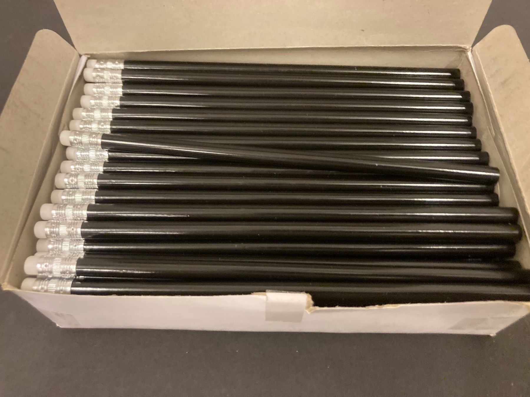 Bleistifte, Farbstifte & Kreide: Beilstift mit Radiergummi, 100 Stück, schwarz – Neu (gemäss Beschreibung) aus Neuenhof von jorogo 4
