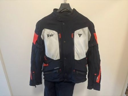Motorradfahrer-Anzug Dainese D/air (eingebauter Air-Bag)
