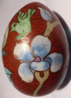 SEHR SCHÖNES ROTES -CLOISONNÉ - EI,--SELTEN, 8 CM MIT SOCKEL