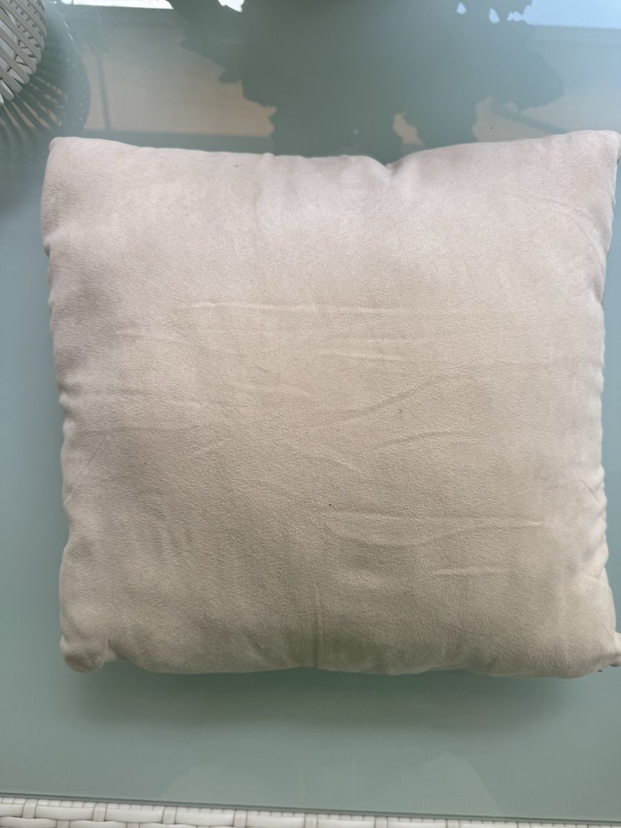 Cuscini: Kissenhülle mit Glitzer effekt, beige – Usato da zürich venduto da Bailey17 2