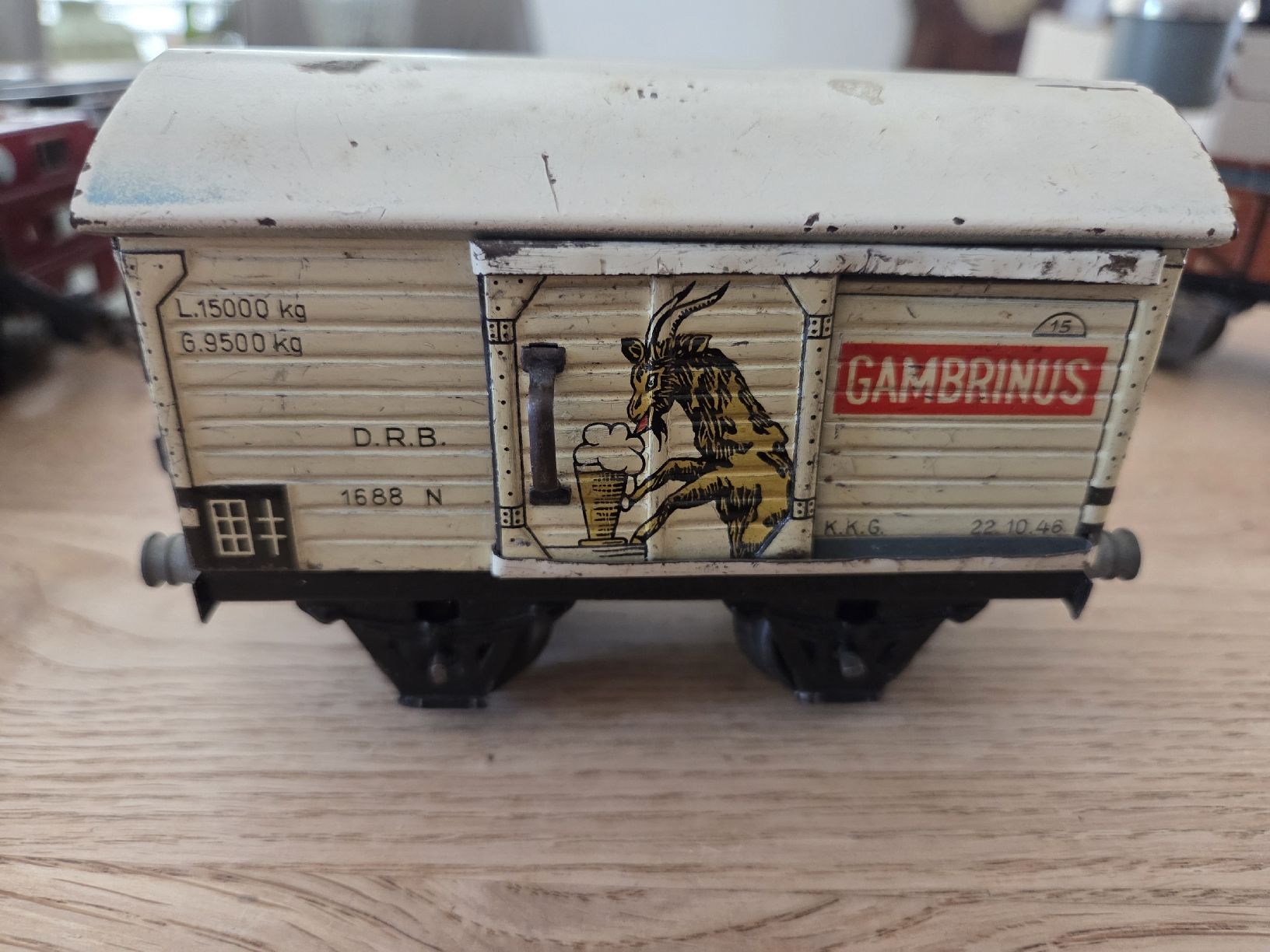 Märklin Modellini di ferrovie: Märklin Güterwagen Gambrinus Blechmodell – Usato da Berikon venduto da TopLok1