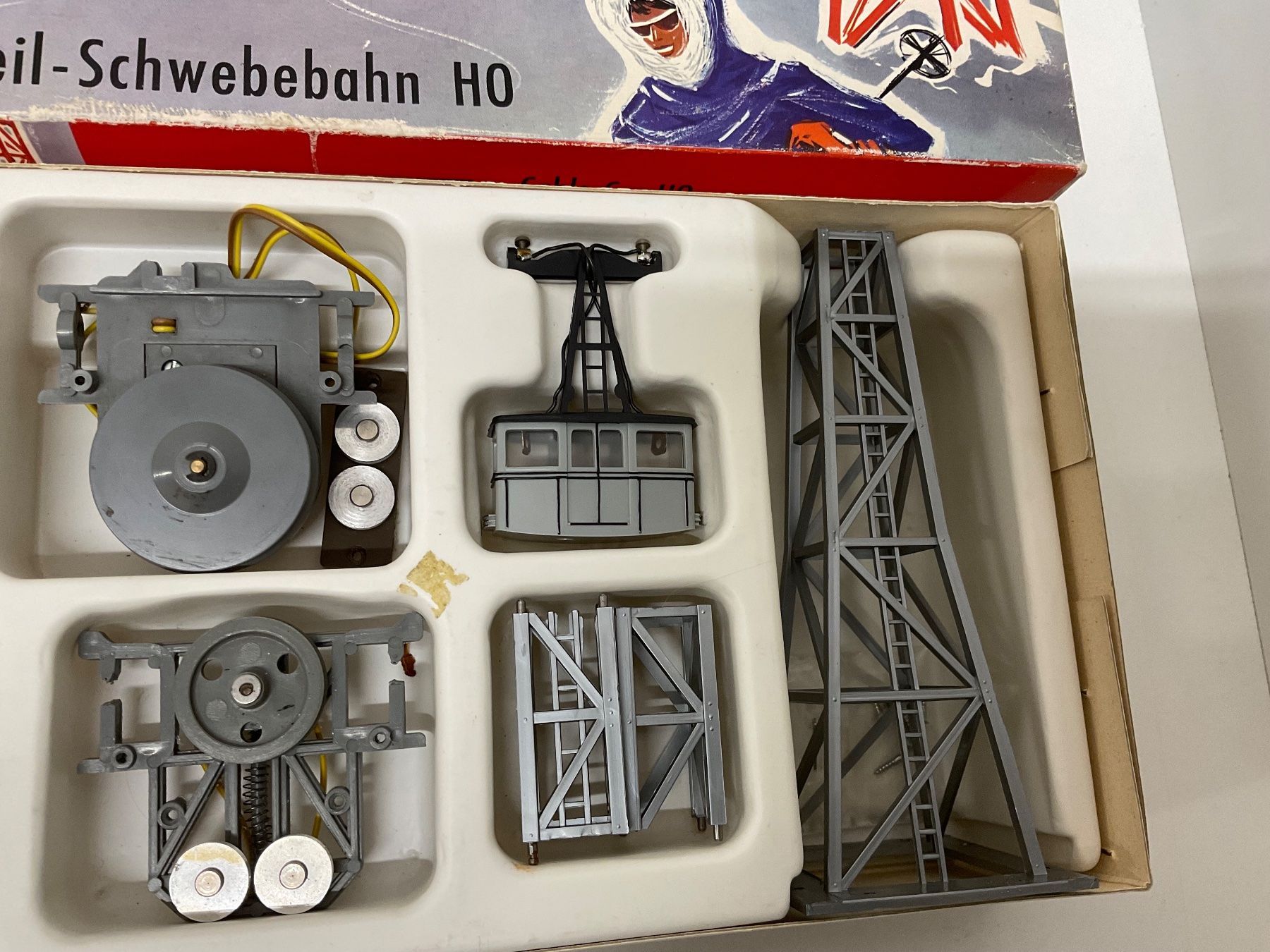 Eheim Modellini di ferrovie: Eheim Seil-Schwebebahn HO Set 200, Bespielt mit OVP – Usato da Chur venduto da Chur75 3