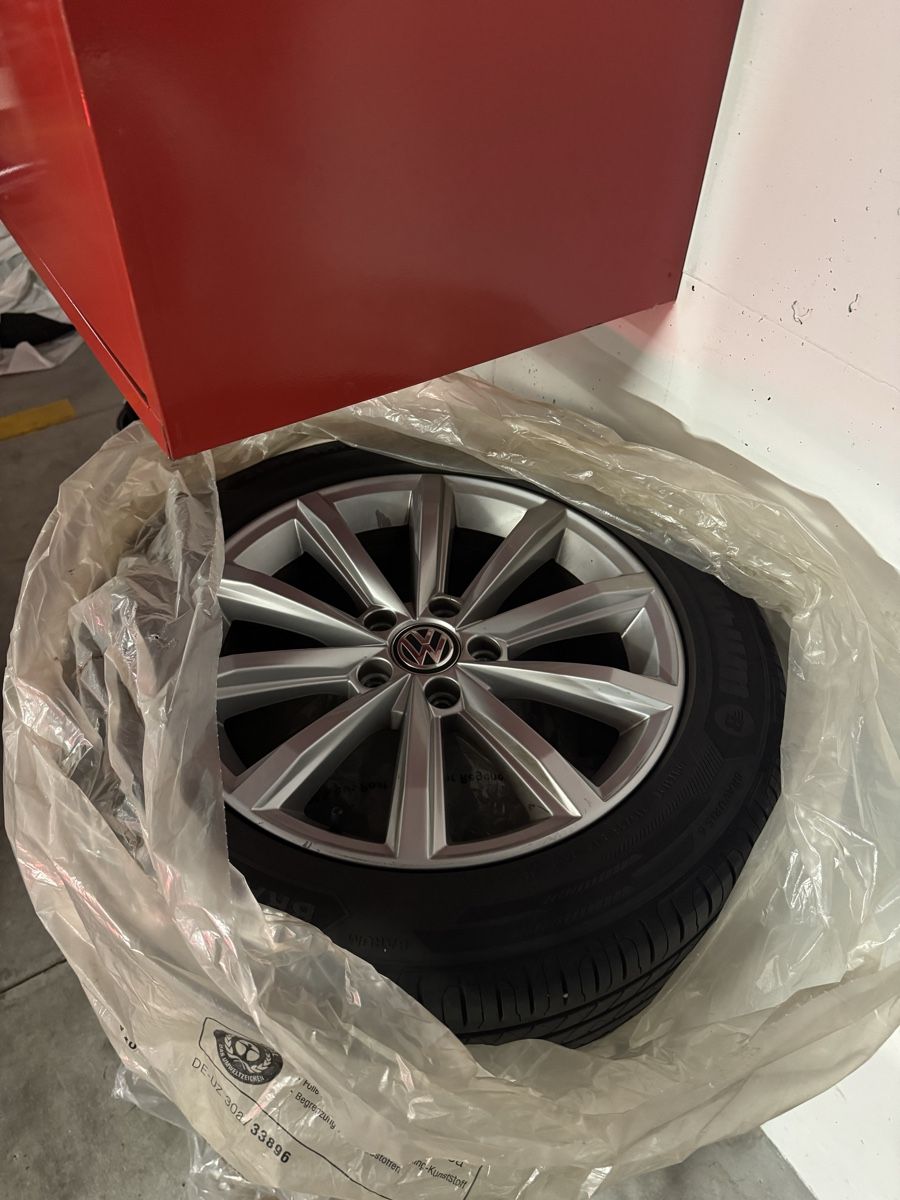 VW Automobili: VW PassatV 2.0 TDI 4M – Nuovo (secondo la descrizione) da Zürich venduto da Nihad09 4