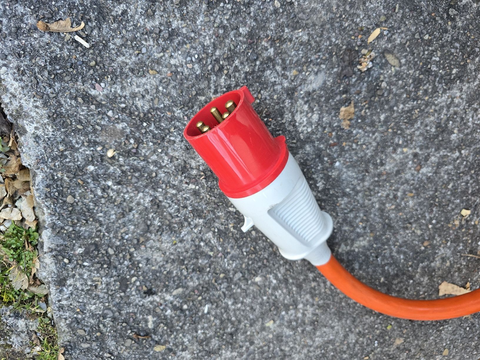 Cavi: 380V Kabel ca. 7m lang – Usato da Uster venduto da DuVaekkedeMig 4