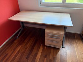 Pult / Schreibtisch mit passendem Roll-Korpus