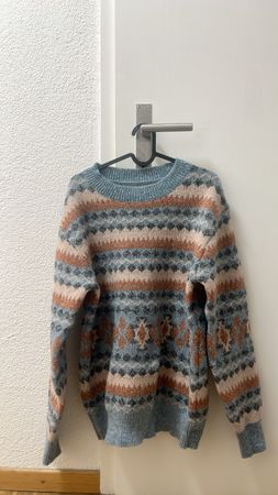 Warmer Strickpullover mit Muster, Grösse L - Winterbereit!