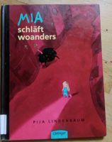 Mia schläft woanders (Pija Lindenbaum)  Bibliotheksexemplar