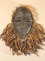 Petit masque africain ancien