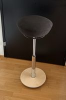Ergonomischer Sitz-Stehhocker von Proroll neu