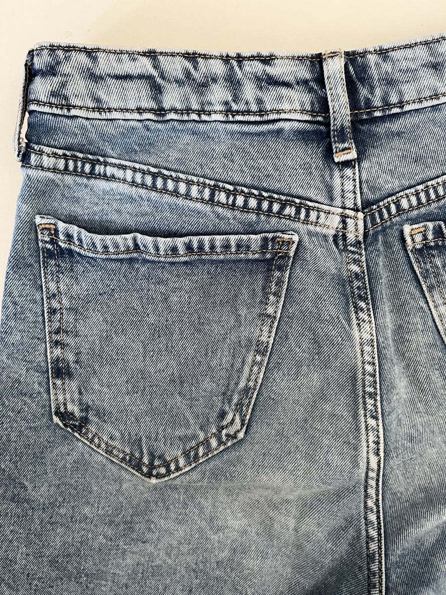 H&M Hosen: H&M Mom Jean taille haute 152 – Gebraucht aus Geneve von maremonte 4