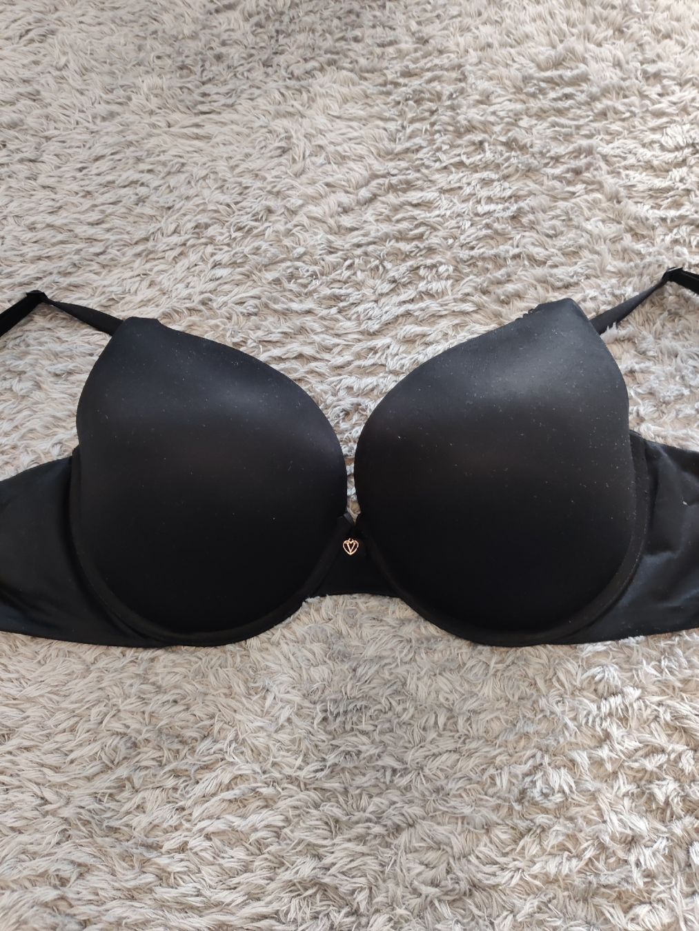 Victoria's Secret Sonstige Unterwäsche: Victoria Secret BH 75E / 34DD – Neu (gemäss Beschreibung) aus Pieterlen von Saemelili 1
