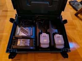 Makita Akku‑Set mit Ladegerät und Koffer