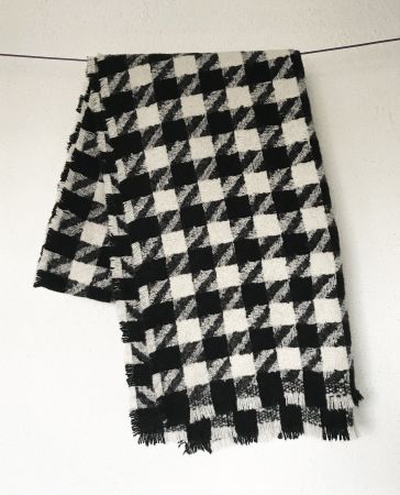 Grosser, flauschiger Schal, 65 x 200cm